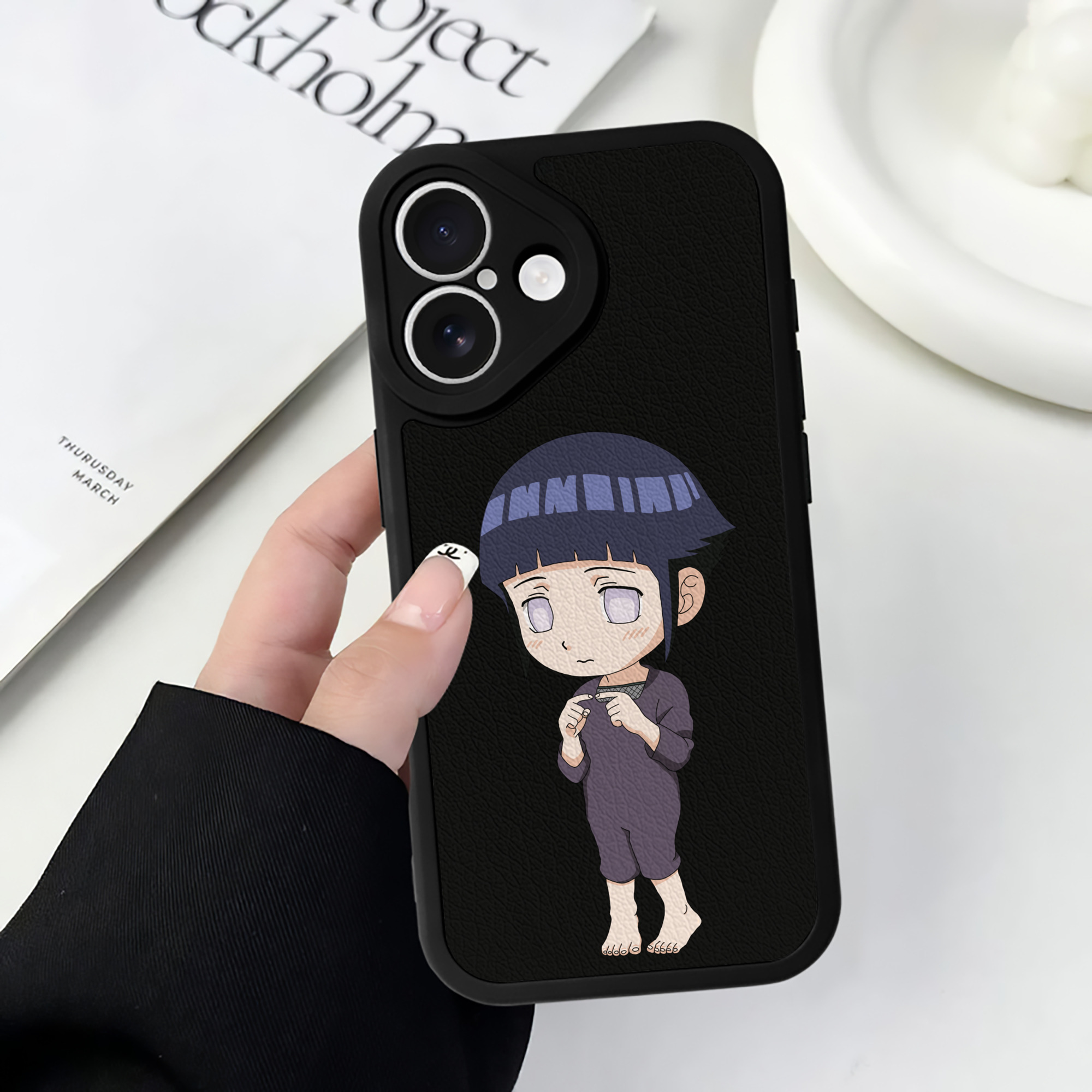 （画像用） NARUTO -ナルト- 日向ヒナタ Hyūga Hinata 【iPhone 16シリーズ対応】シリコンスマホケース（レザー調） 材質：シリコン